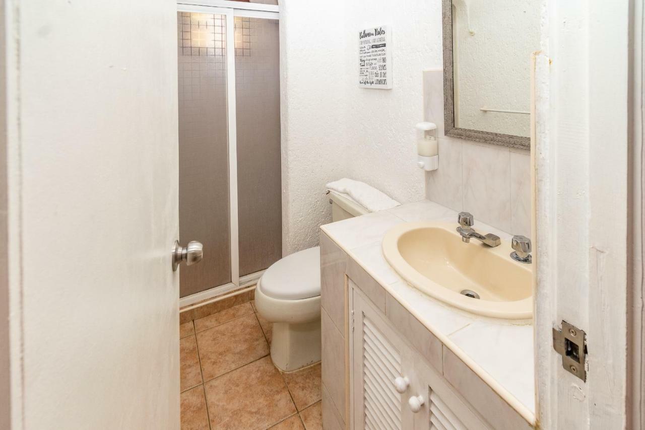 Grandiosa Casa Centrica A Minutos De La Playa Ferienhaus Cancún